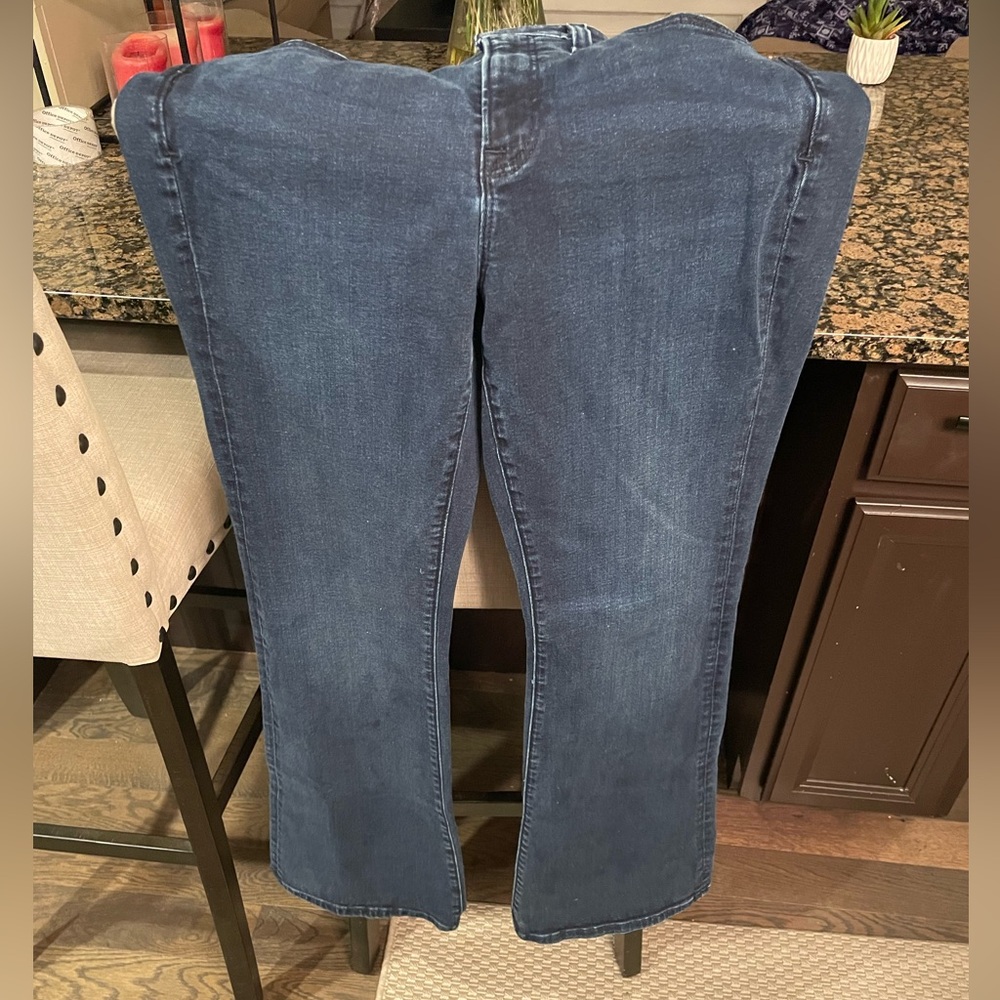 Spanx Classic Blue Women's Jeans - Picture 8 of 10